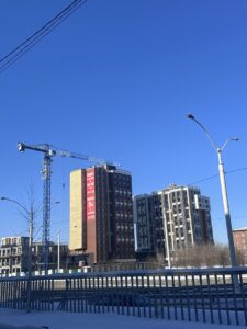 Процесс строительства ЖК Скайлайн в Иркутске на 1 февраля 2024 года